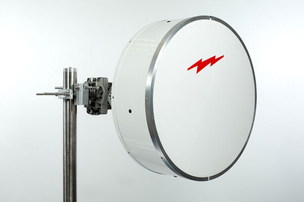 Class 4 microwave antenna